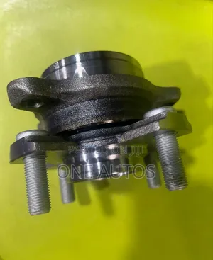Suzuki Dzire Front Hub