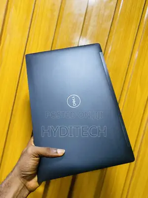Laptop Dell Latitude 7490 8GB Intel Core i7 SSD 256GB