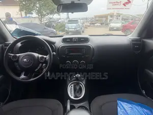 Kia Soul 4dr Wagon (1.6L 4cyl 6A) 2014 Red