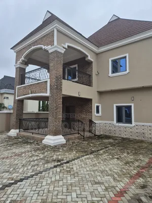 4bdrm Duplex in Hra Estate, Ilorin South for sale