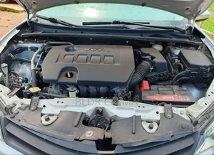 Toyota Corolla 2017 Silver