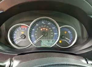 Toyota Corolla 2017 Silver