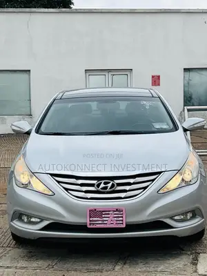 Hyundai Sonata Limited 2.0T Sedan (2.0L 4cyl 6A) 2013 Silver