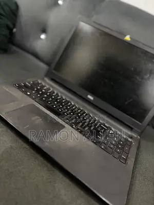 Photo - Laptop Dell Inspiron 15 5559 8GB Intel Core I7 HDD 512GB