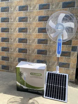 16'' Solar Standing Fan