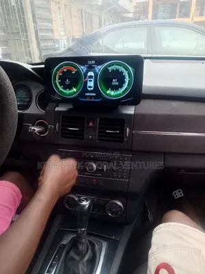 Photo - Mercedes Benz GLK Android Screen