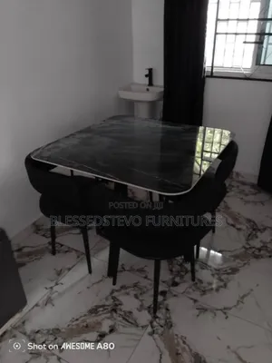 Black Dinining Table With 4 Chair