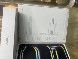 New Apple iPad Pro 13 (2024) 256 GB Gray