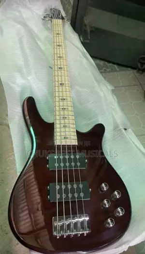 Ibanez Active 5 Strings Bass Guitar With 5 Nubs