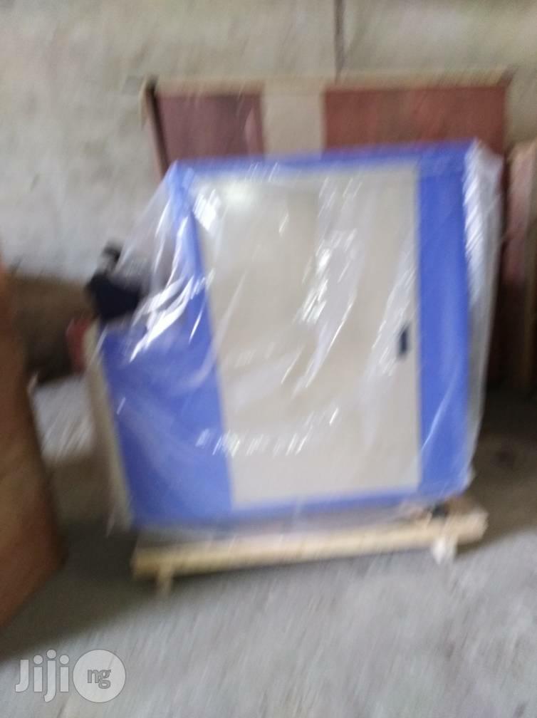 Pet Bottles Blowing Machine