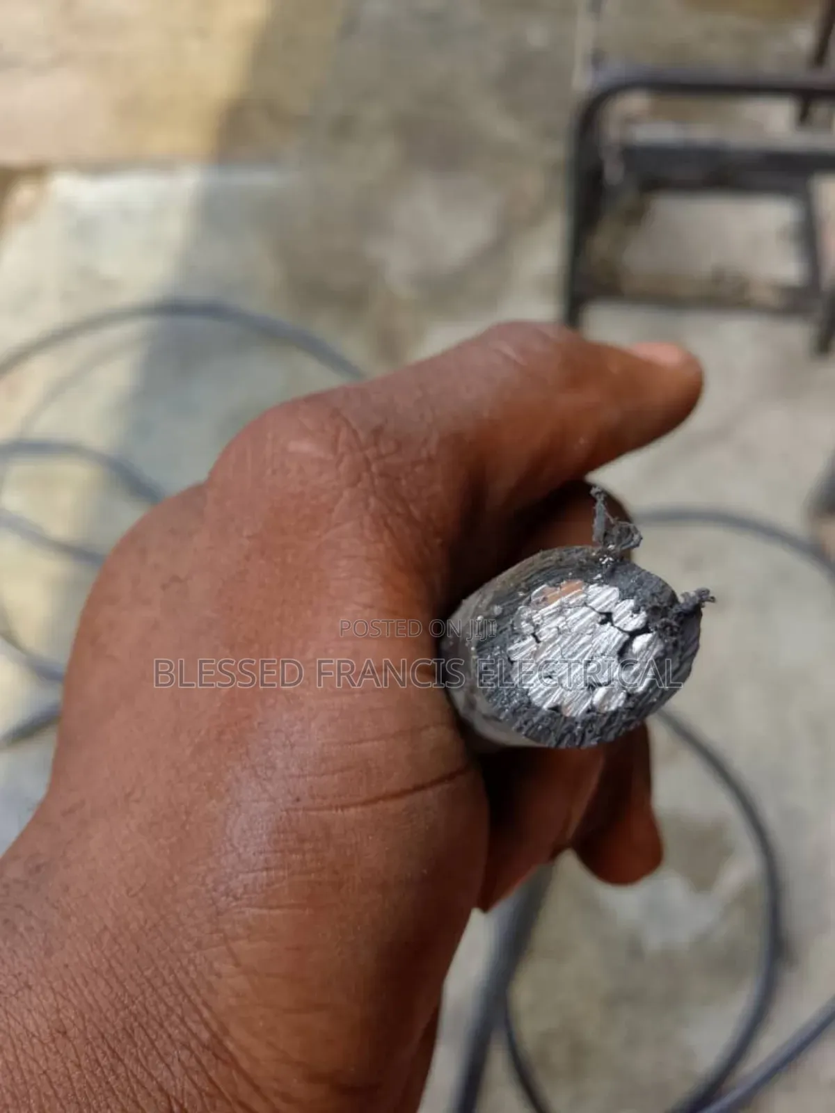 1x120mm Single Core Aluminum PVC