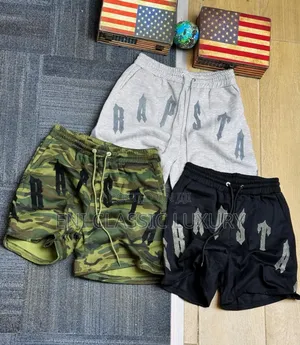 Photo - 💯 Quality Luxury Cargo Short Well Branded