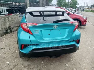 Toyota Voxy 2018 Blue