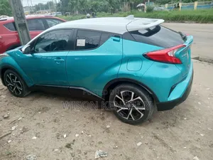 Toyota Voxy 2018 Blue