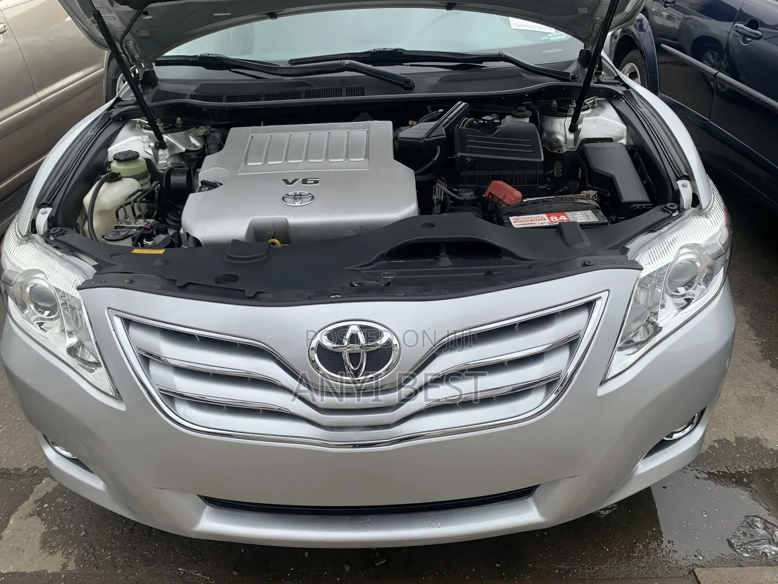 Toyota Camry 2010 Silver