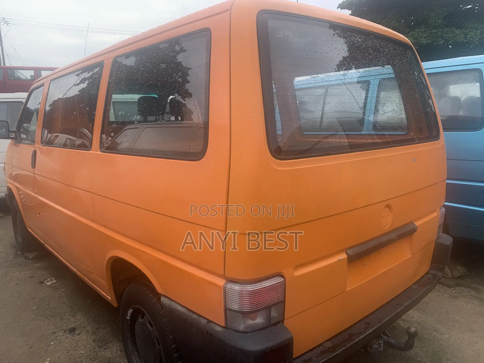 Volkswagen Transporter 2000 Orange