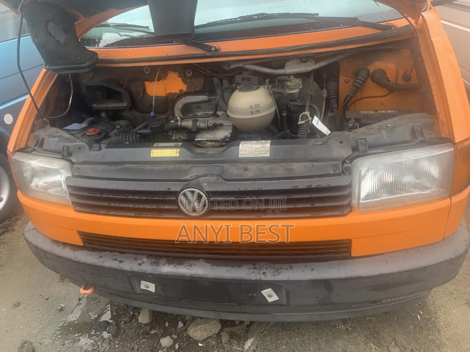 Volkswagen Transporter 2000 Orange