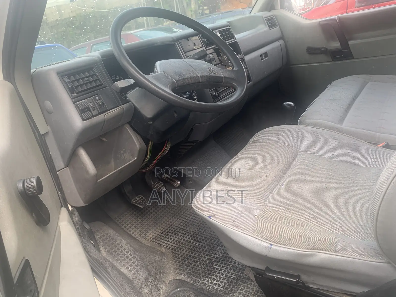 Volkswagen Transporter 2000 White