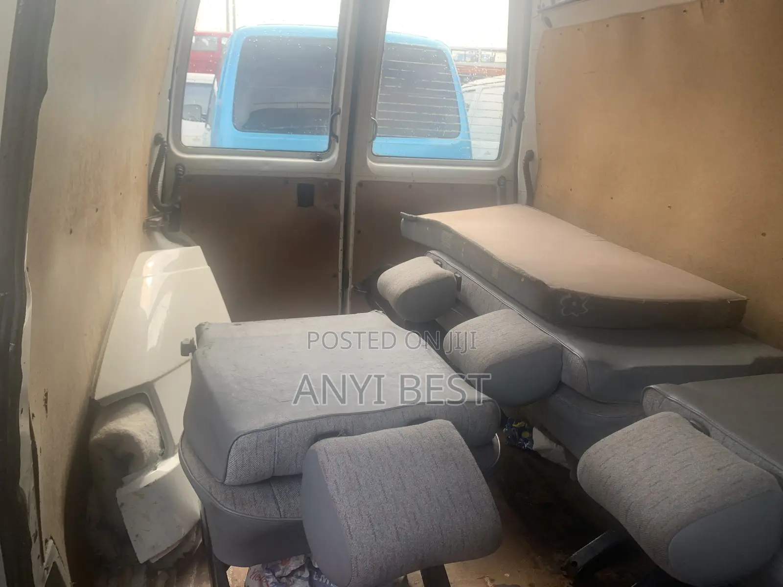 Volkswagen Transporter 2000 White