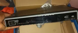 DSTV Explora Plus Switch and Remote Control