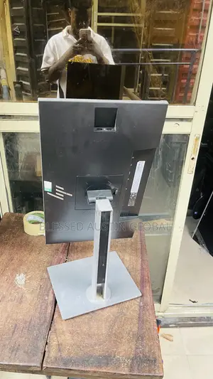 24 Inches Hp Frameless Monitor