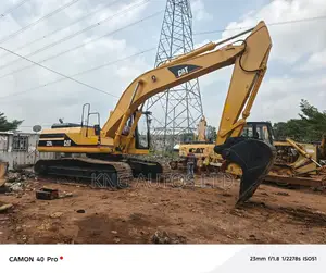 325 Bl Excavator