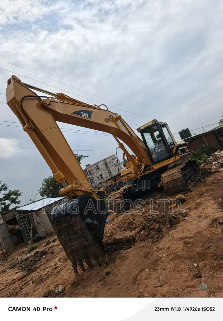 325 Bl Excavator