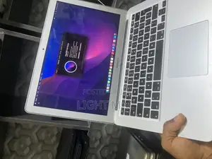 Laptop Apple MacBook Air 8GB Intel Core i5 SSD 256GB