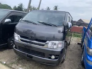 Photo - Toyota HiAce 2016 Grey