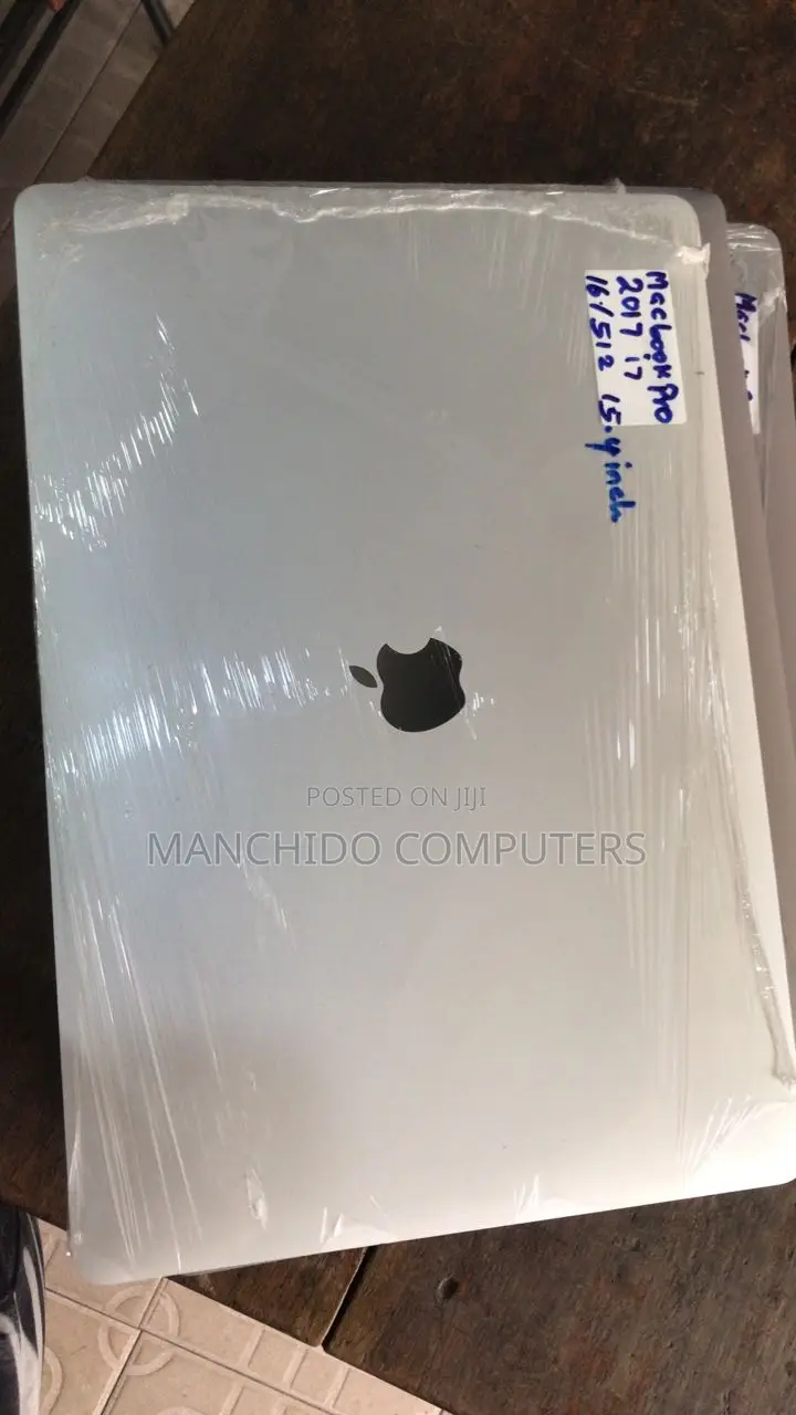 Laptop Apple MacBook Pro 2017 16GB Intel Core i7 SSD 512GB