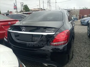 Mercedes-Benz C300 Sport 4dr AWD 4Matic Sedan (2.0L 4cyl 7A) 2015 Black