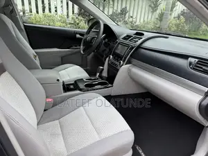 Toyota Camry LE 4dr Sedan (2.5L 4cyl 6A) 2013 Blue
