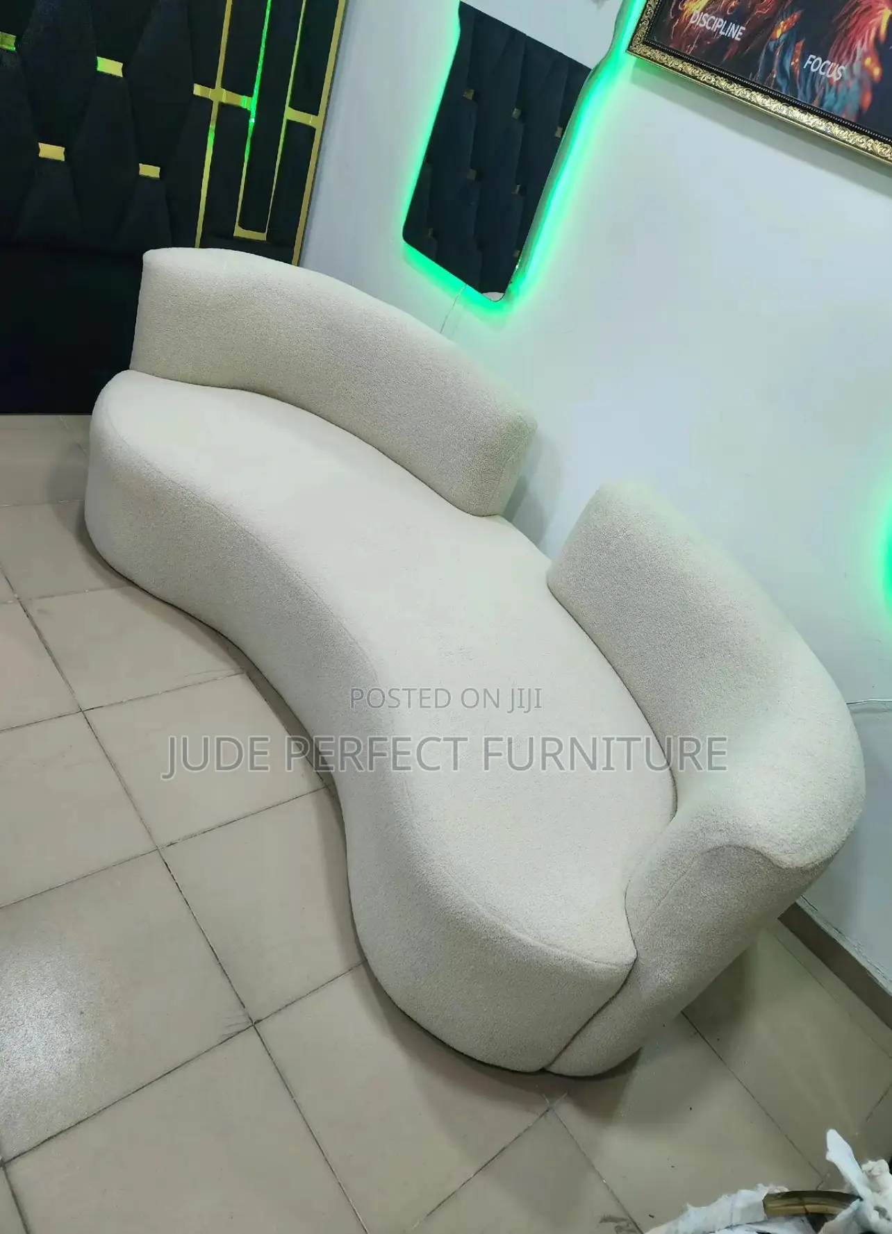 Quality Parlor Sofa Chairs