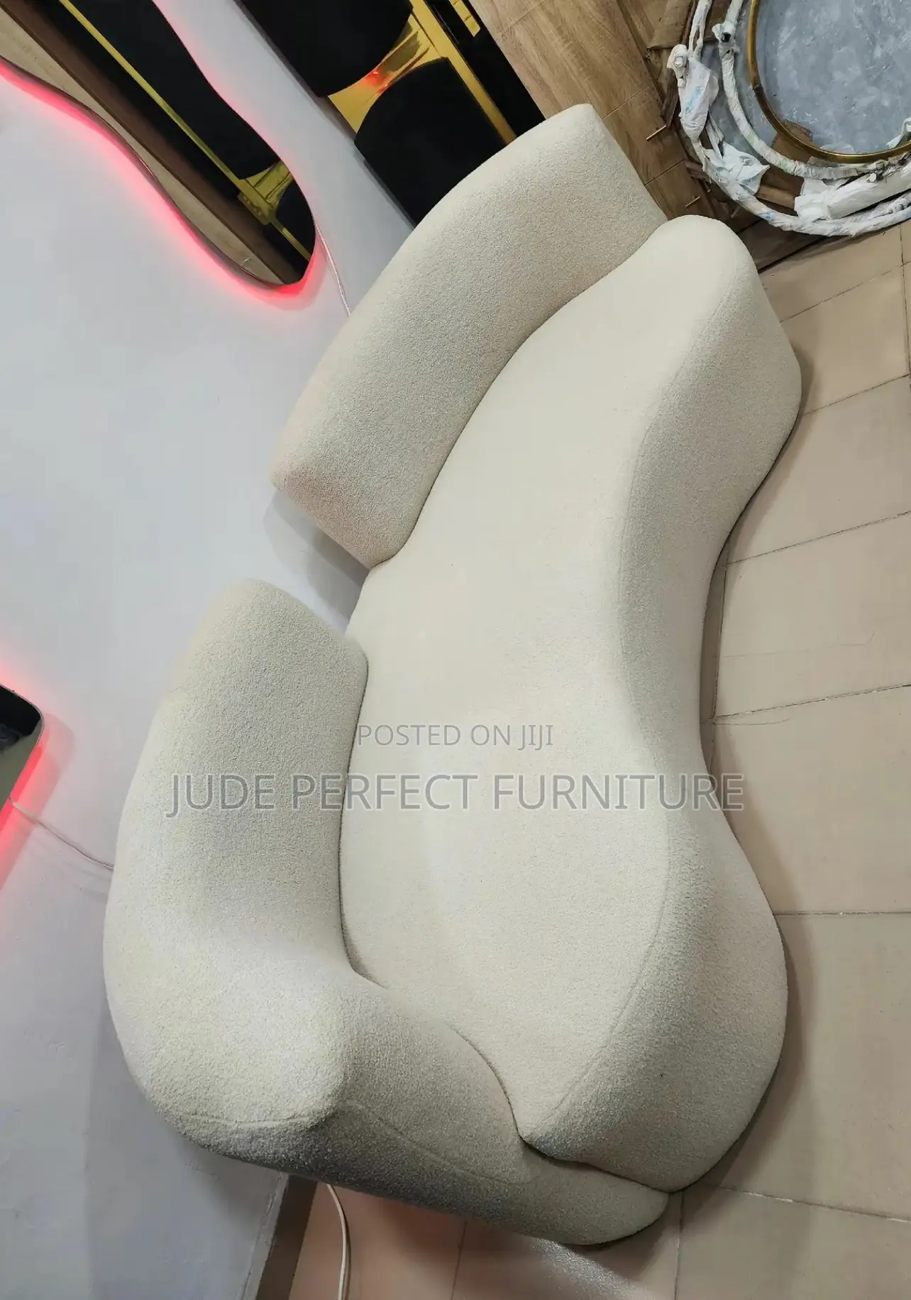 Quality Parlor Sofa Chairs