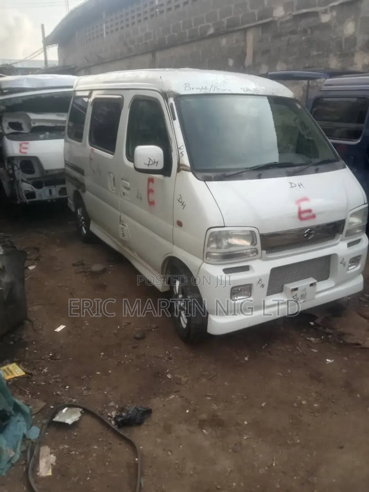 Suzuki APV Minibus 2010 Silver