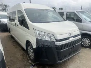 Toyota HiAce 2020 White