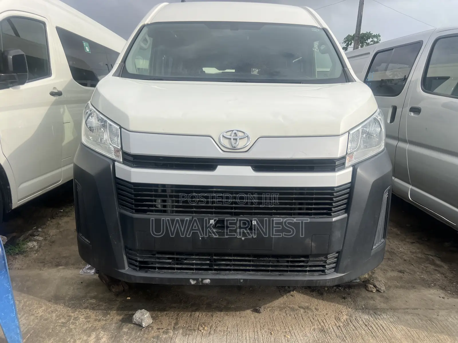 Toyota HiAce 2020 White