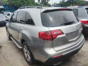 Acura MDX Technology Package SUV AWD (3.7L 6cyl 6A) 2011 Silver