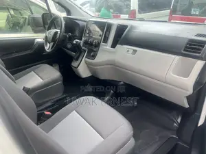 Toyota HiAce 2020 White