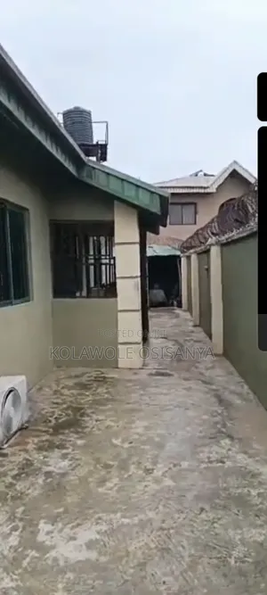 Photo - 3bdrm Bungalow in Iroko, Iseri Olofin for sale