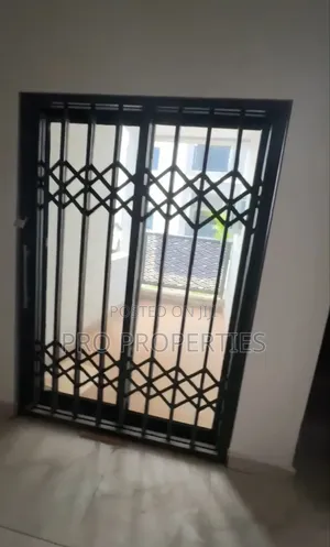 3bdrm Block of Flats in Mabushi for rent