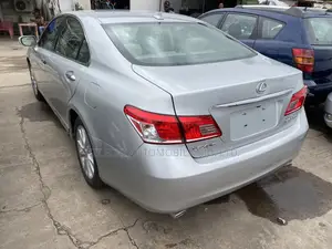 Lexus ES 350 2010 Silver