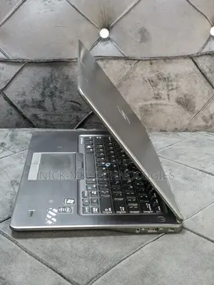 Laptop Dell Latitude E7450 8GB Intel Core I5 SSD 256GB