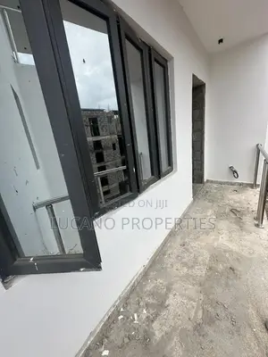 3bdrm Block of Flats in Wuye District for sale