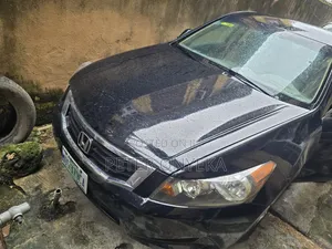 Photo - Honda Accord 2011 Black