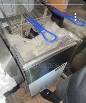 Photo - 2 Baskets 25l Industrial Deep Fryer/Auto Ignite Gas Fryer