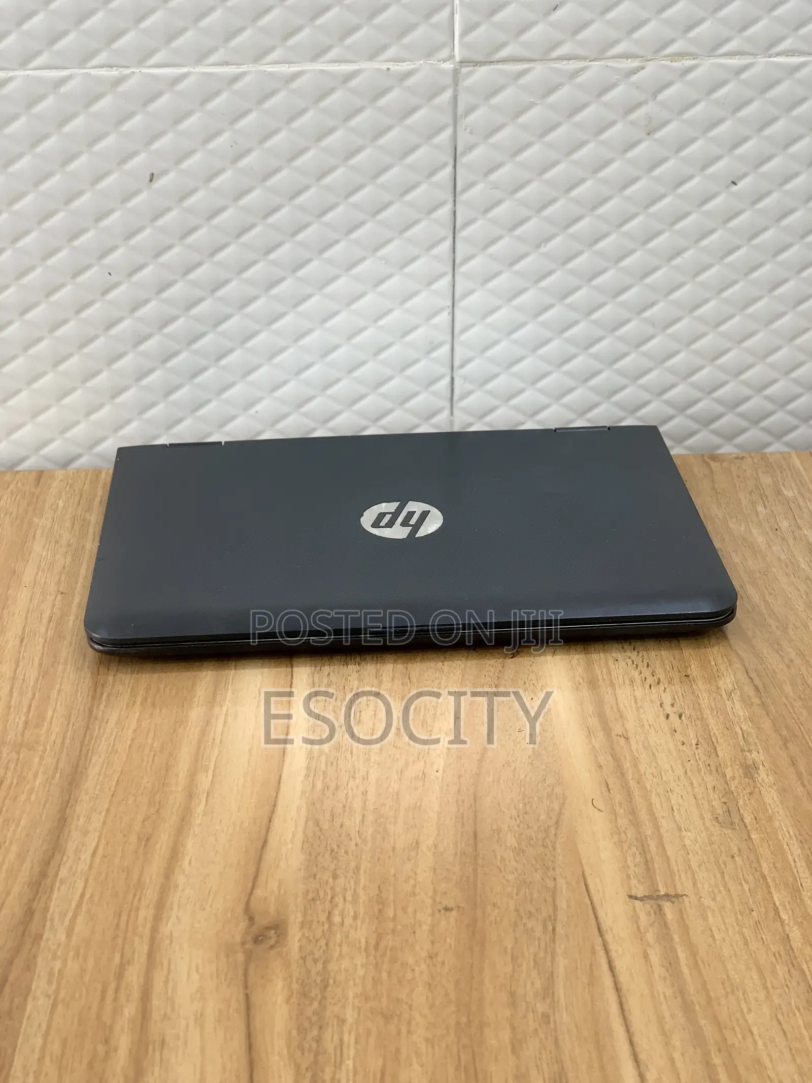 Laptop HP X360 310 G2 4GB Intel Celeron SSD 128GB