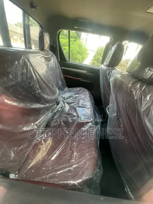 New Toyota Hilux 2024 White