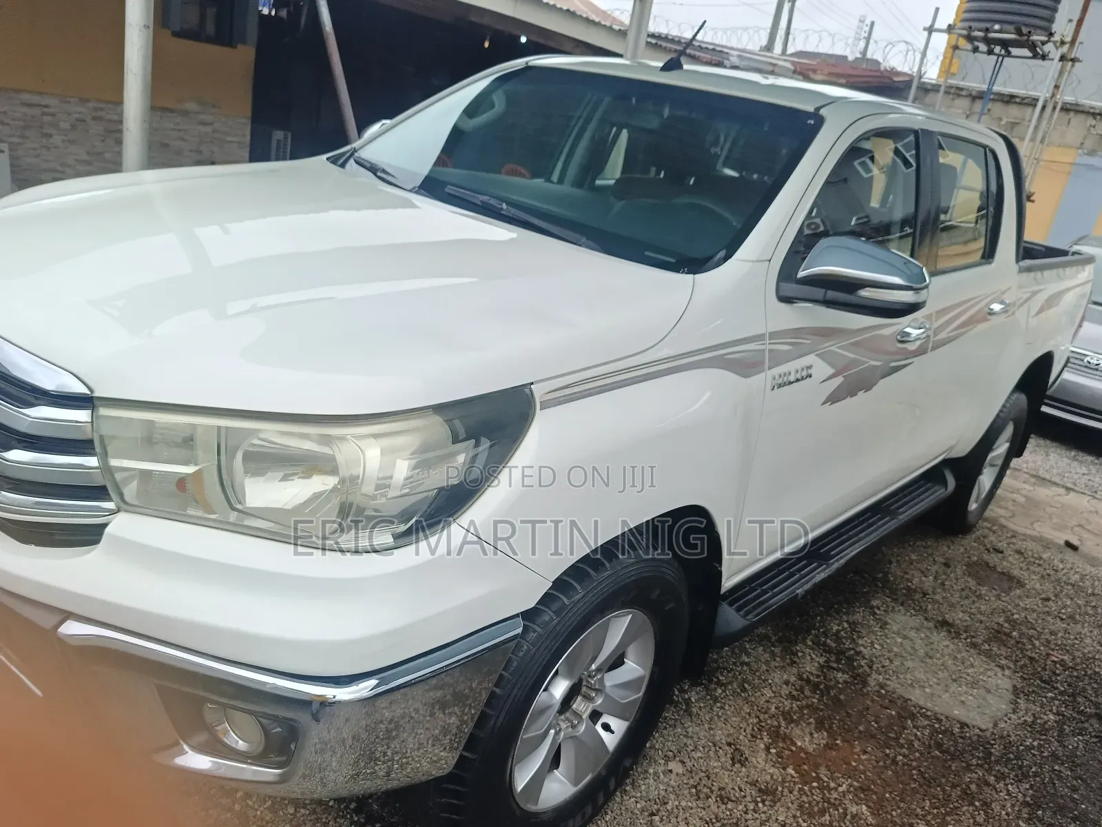 Toyota Hilux 2016 White