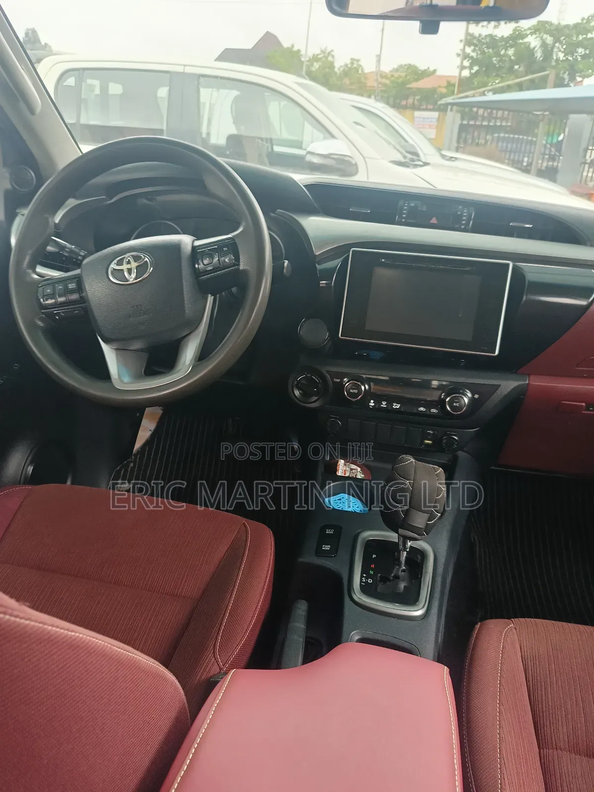 Toyota Hilux 2016 White